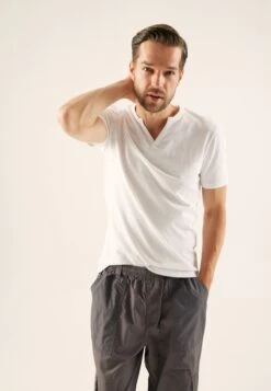 Pier One T-Shirt BasicWhite Uomo T-shirt E Polo PI922O0YI-A11