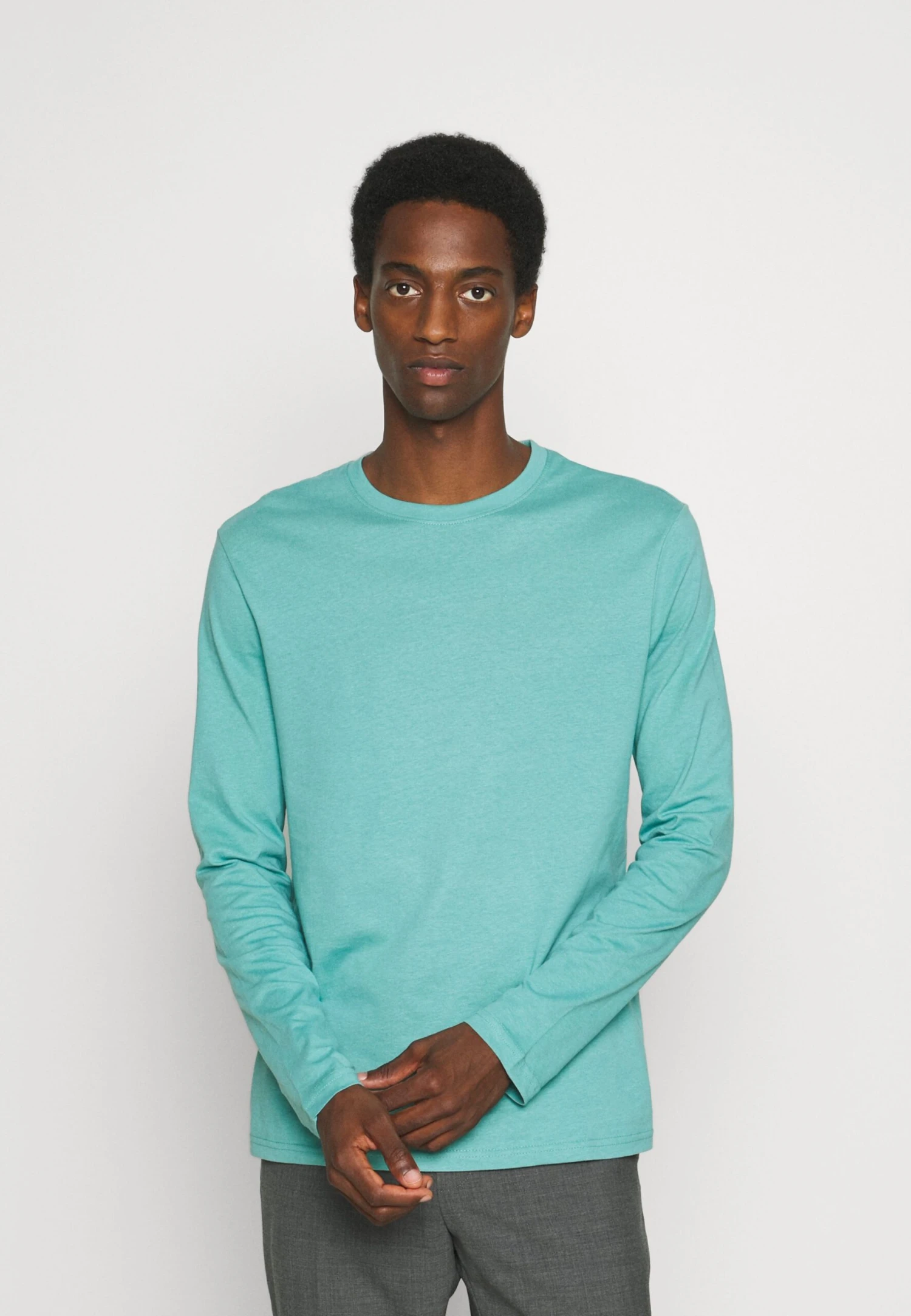 Pier One 5 PackMaglietta A Manica LungaDark Blue/Turquoise/White Uomo T-shirt E Polo PI922O0RB-K11 - immagine 2