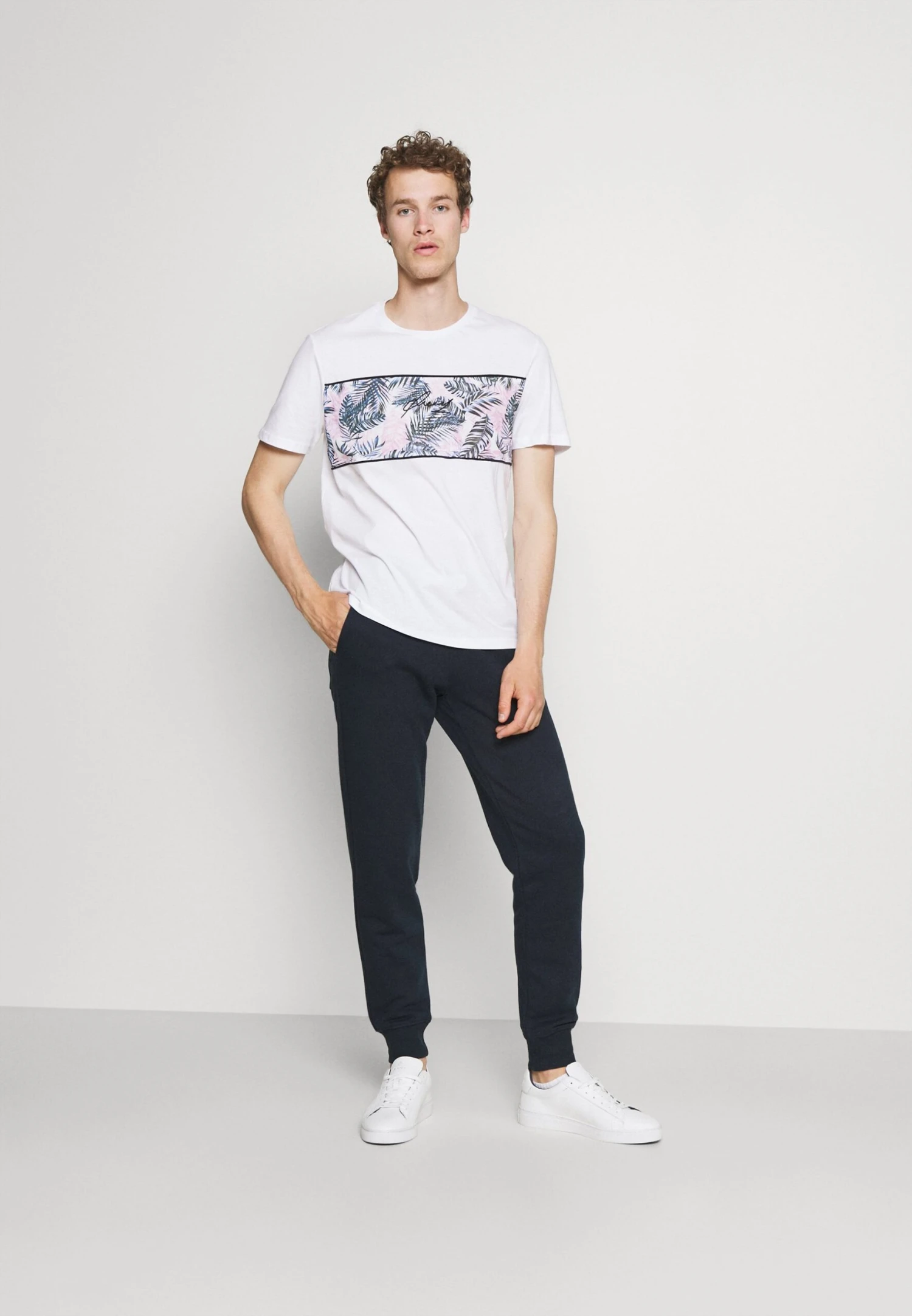 Pier One Pantaloni SportiviDark Blue Uomo Pantaloni Sportivi E Joggers PI922E03I-K12 - immagine 2