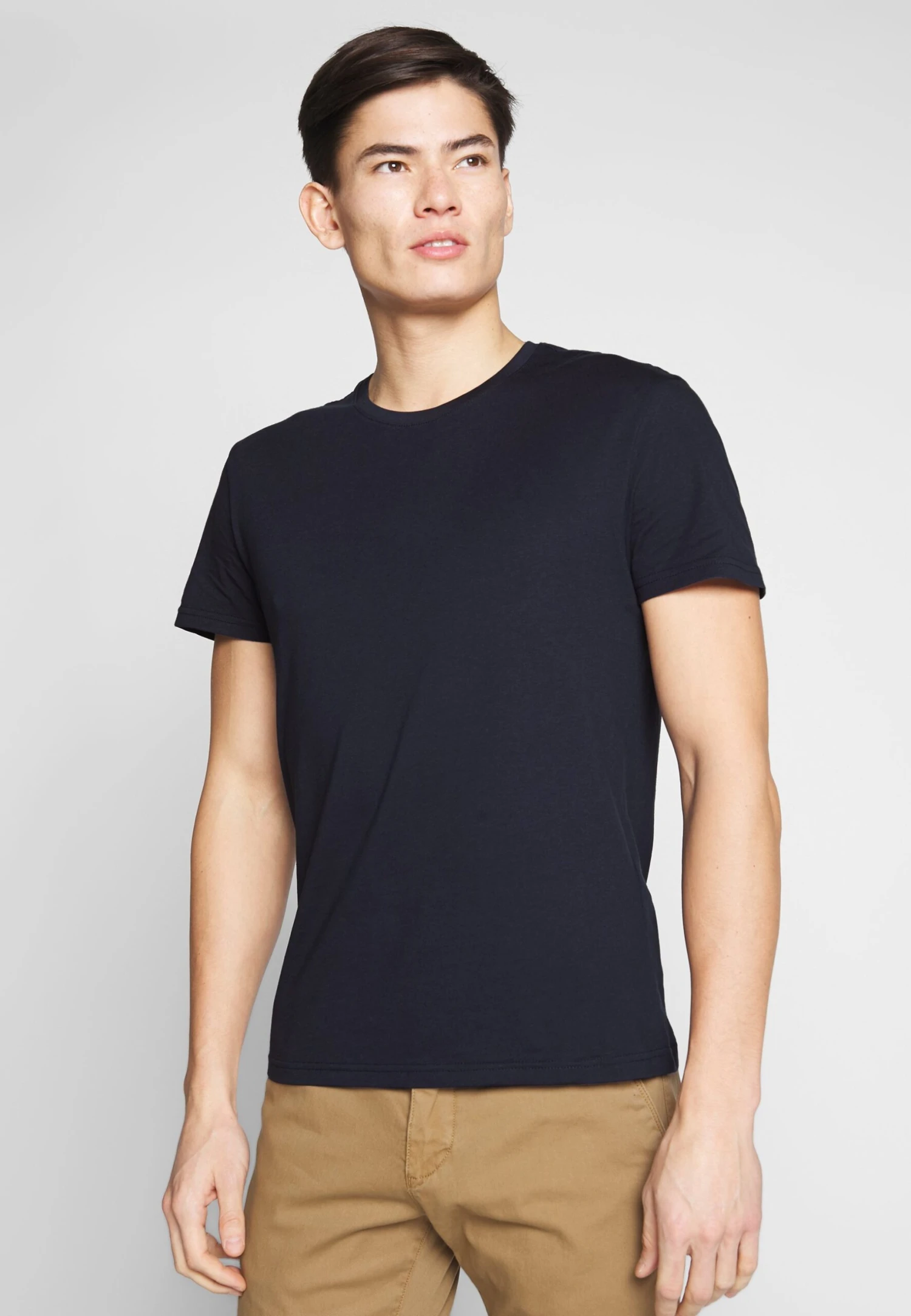 Pier One 2 Pack - T-Shirt Basic - White/Dark Blue - immagine 3