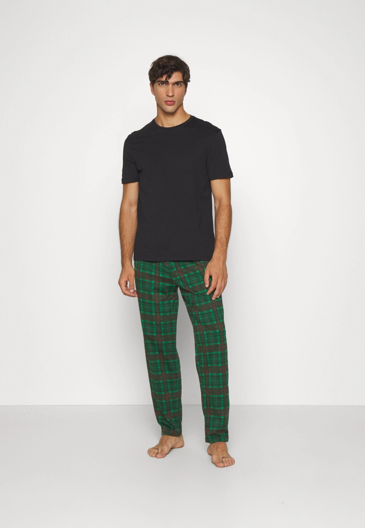 Pier One Single - Pigiama - Black/Green