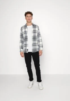 Pier One 5 PackMaglietta A Manica LungaBlue/White/Beige/Olive Uomo T-shirt E Polo PI922O0RB-A12