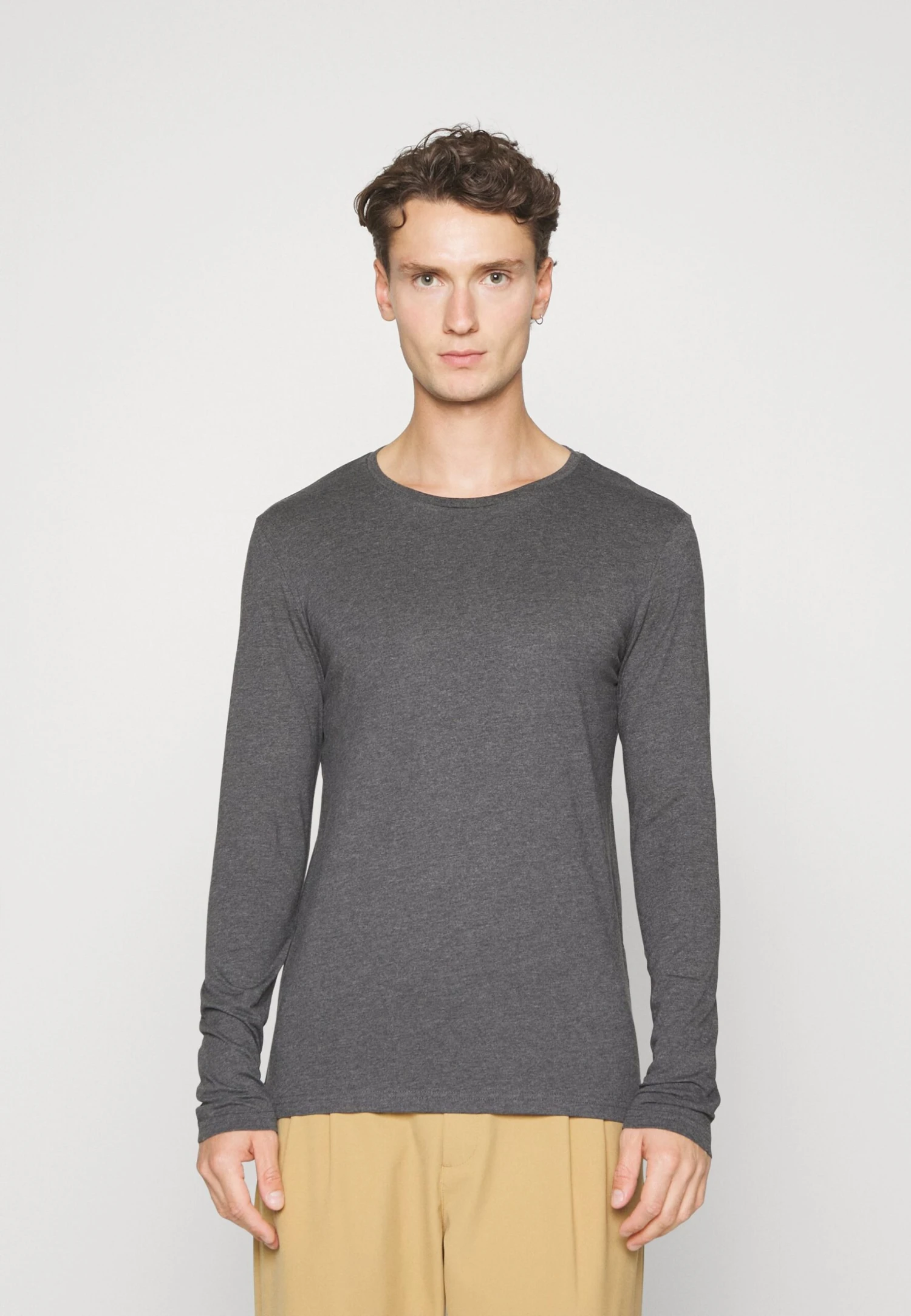 Pier One 2 PackMaglietta A Manica LungaBlack/Mottled Dark Grey Uomo T-shirt E Polo PI922O0GT-Q13 - immagine 3