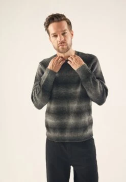 Pier One MaglioneBlack Uomo Maglieria PI922Q0BX-Q11