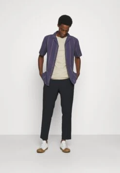 Pier One 5 PackT-Shirt BasicWhite/Dark Grey/Black Uomo T-shirt E Polo PI922O0GY-A12