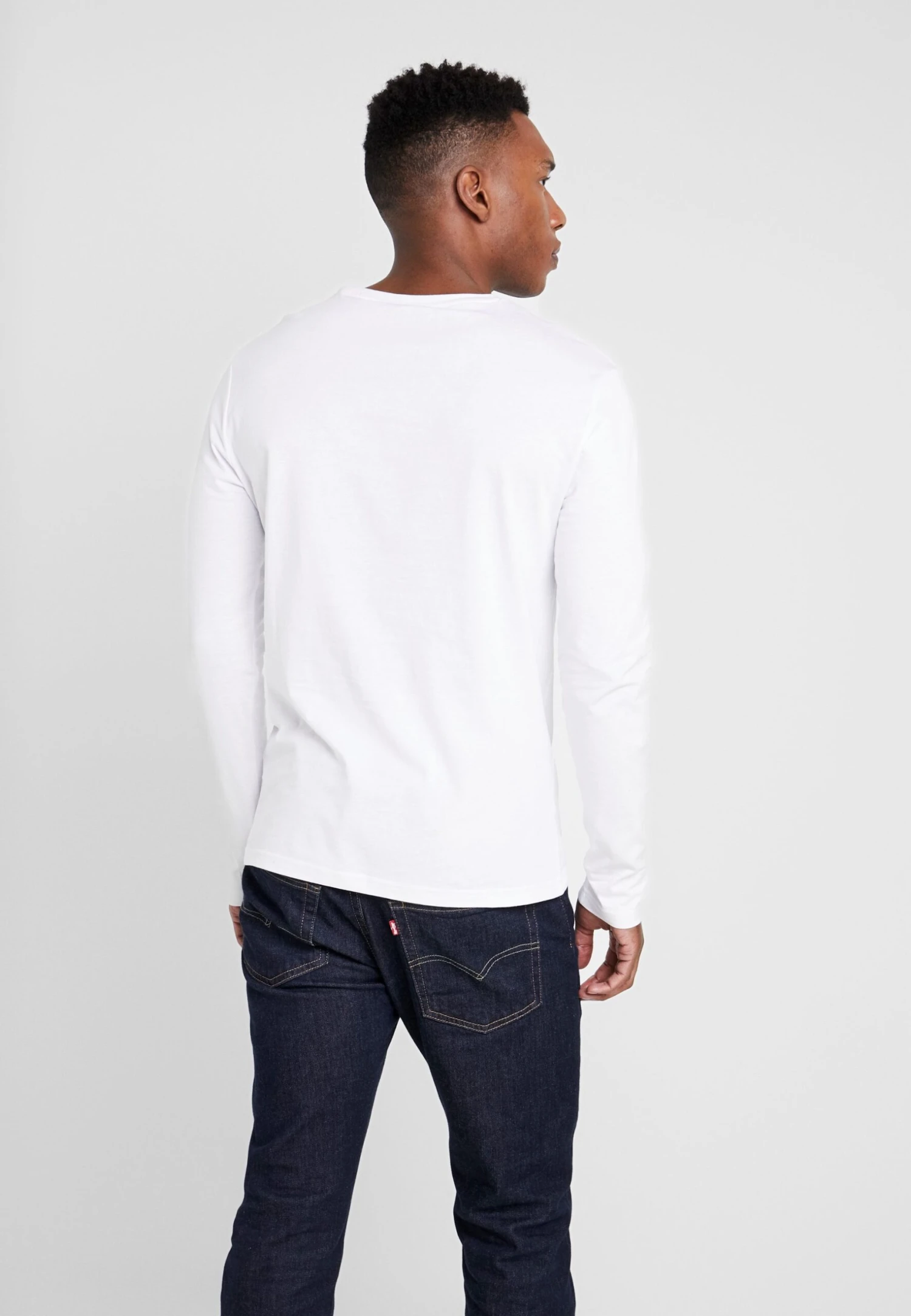 Pier One Maglietta A Manica LungaWhite Uomo T-shirt E Polo PI922O0GP-A11 - immagine 3