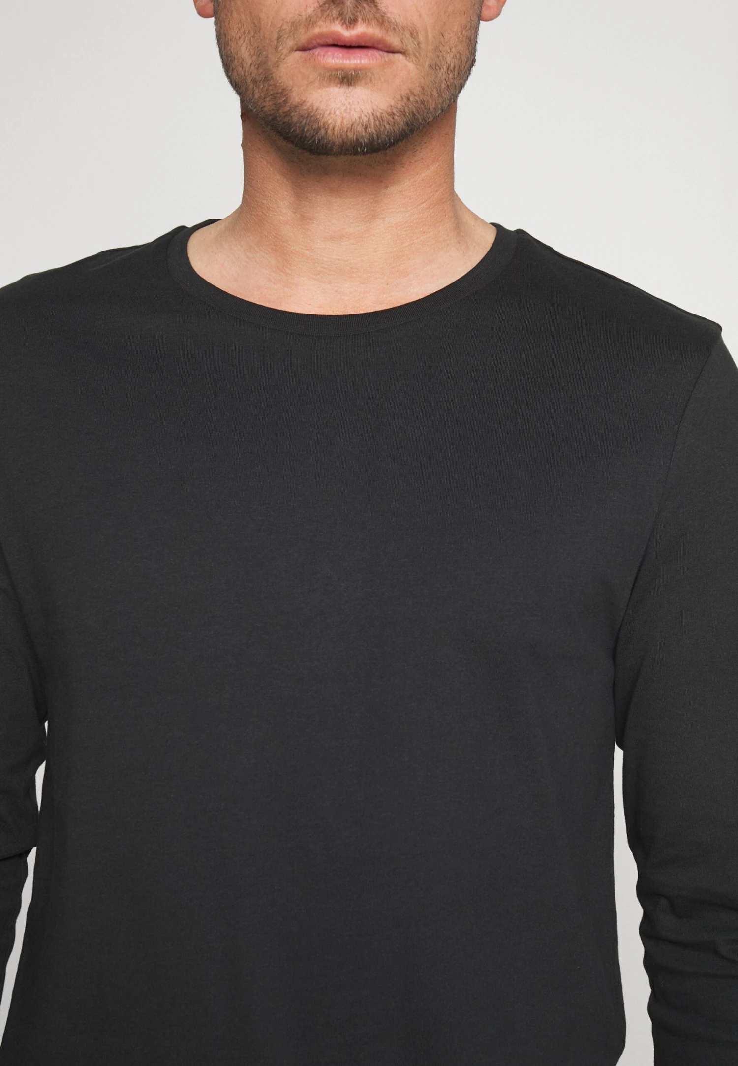 Pier One 2 PackMaglietta A Manica LungaWhite/Black Uomo T-shirt E Polo PI922O0GT-A12 - immagine 7